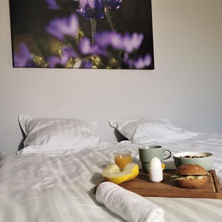 Broholm Bed&Breakfast Lidköping Εξωτερικό φωτογραφία