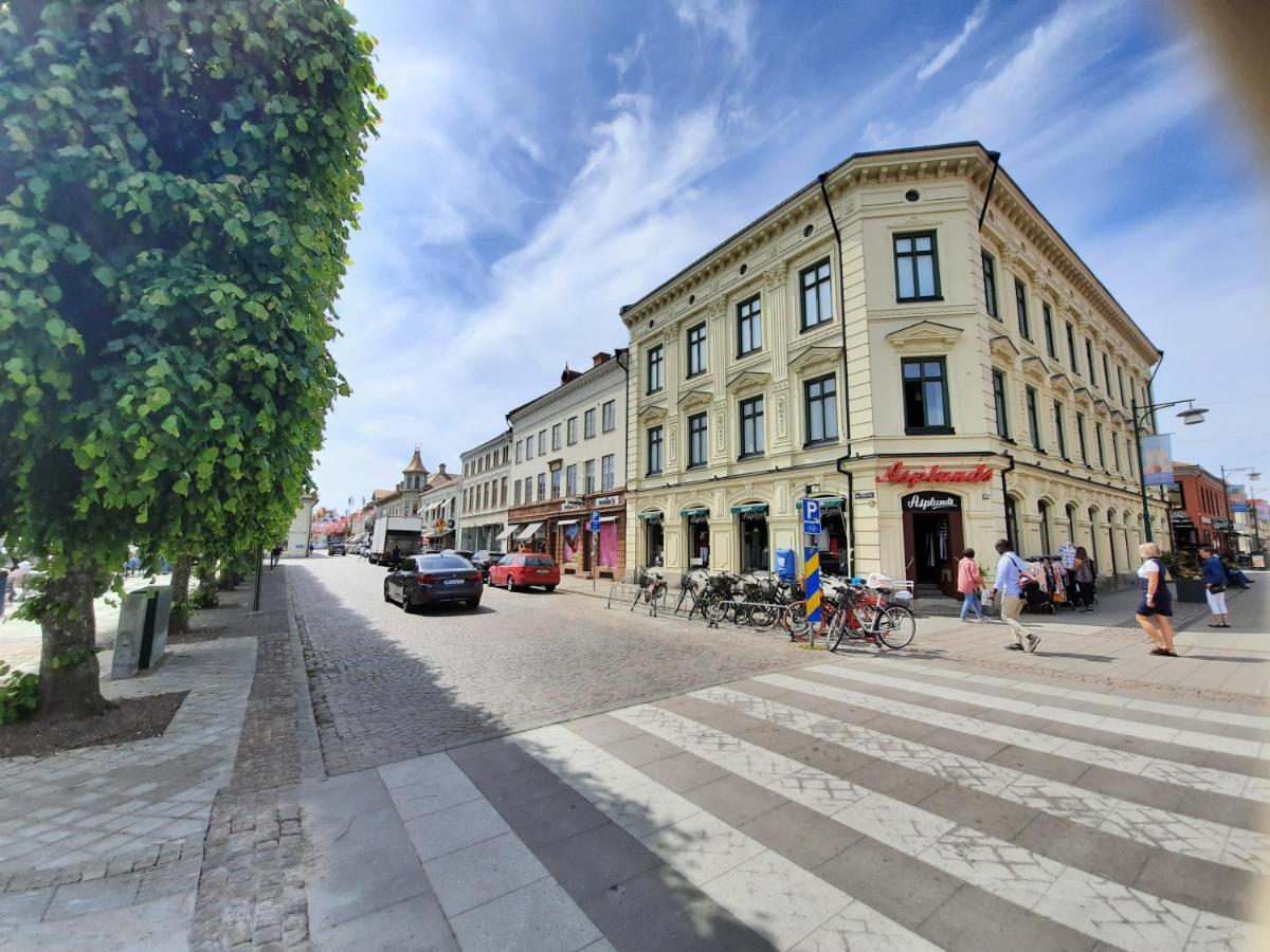 Broholm Bed&Breakfast Lidköping Εξωτερικό φωτογραφία
