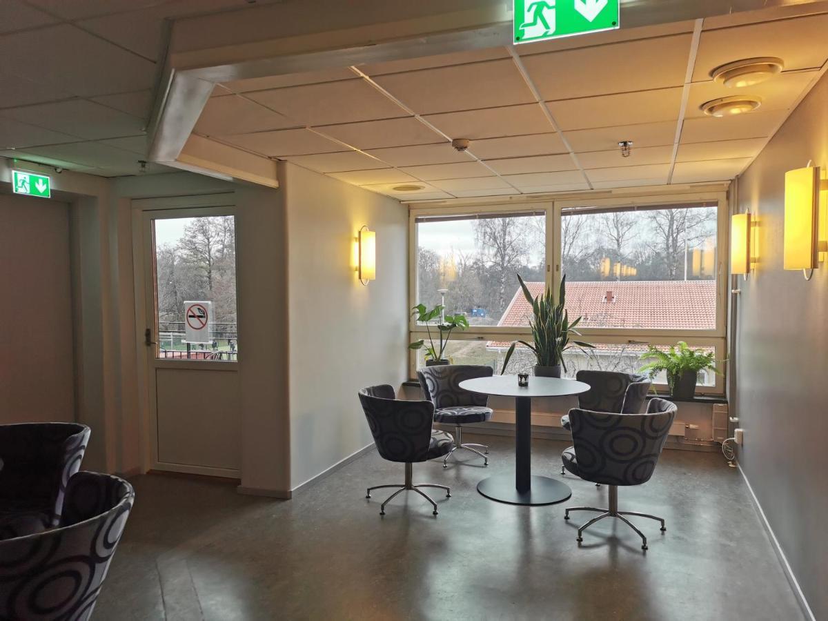 Broholm Bed&Breakfast Lidköping Εξωτερικό φωτογραφία